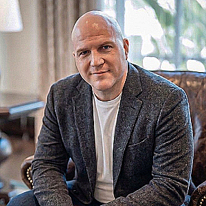 Profile photo for Ken Moon